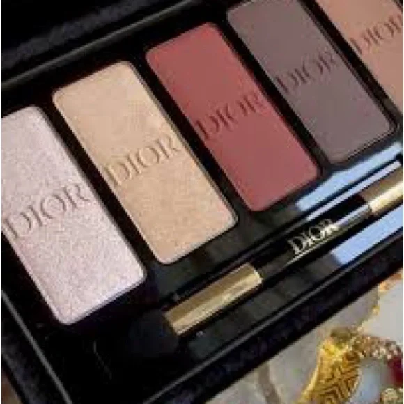 New Dior Limited Edition Iconic Couture Eye Makeup Palette - new without box